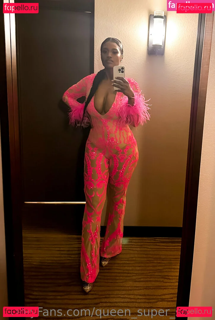 queen_super_soaker Onlyfans Photo Gallery 