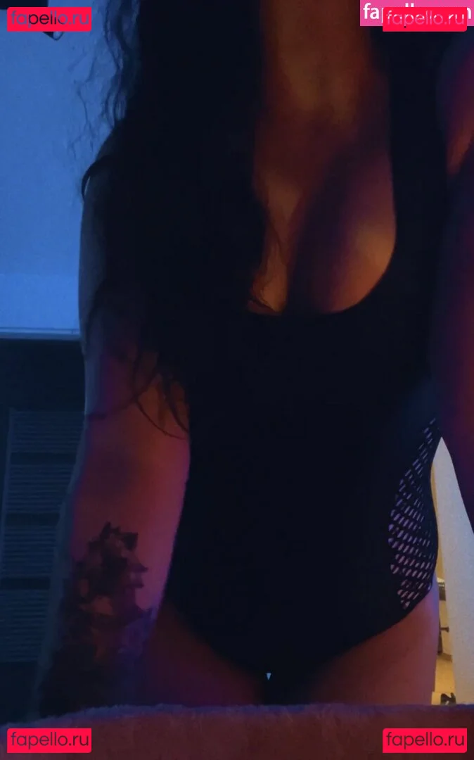 viotcz Onlyfans Photo Gallery 