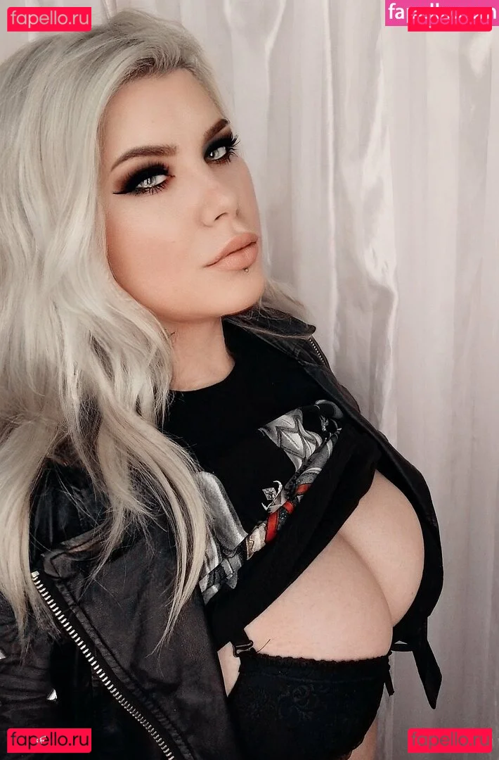 erszebetbathory666vip Onlyfans Photo Gallery 