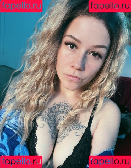 Stephi Lee Onlyfans Photo Gallery 