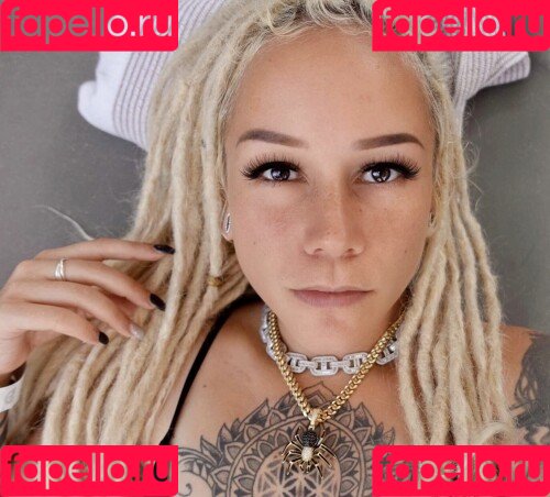 Stephi Lee Onlyfans Photo Gallery 