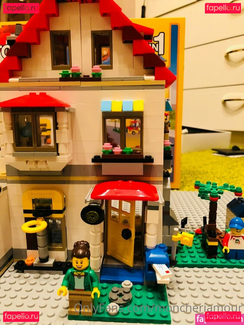 moncheriamour Onlyfans Photo Gallery 