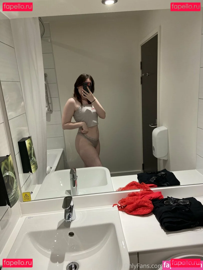 ashleysquirts Onlyfans Photo Gallery 