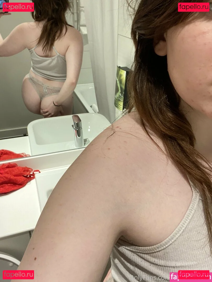 ashleysquirts Onlyfans Photo Gallery 