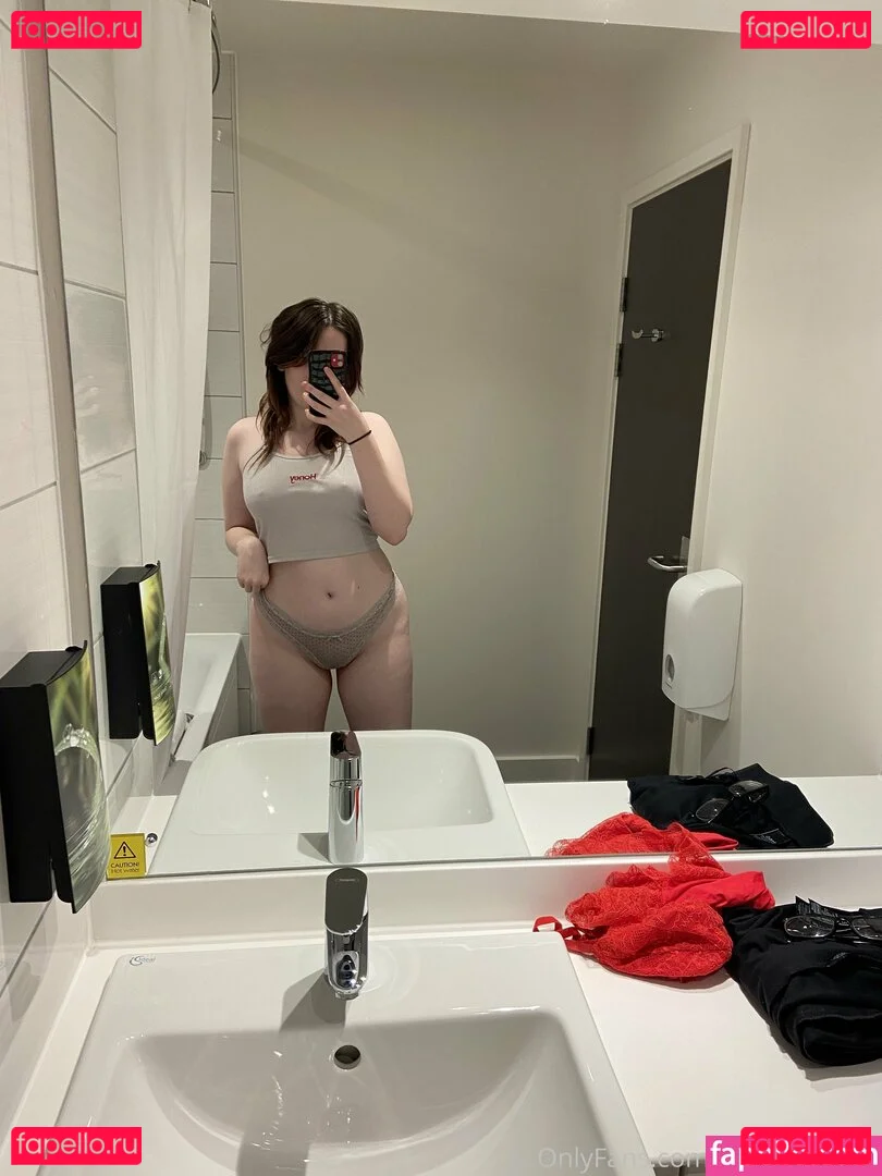 ashleysquirts Onlyfans Photo Gallery 