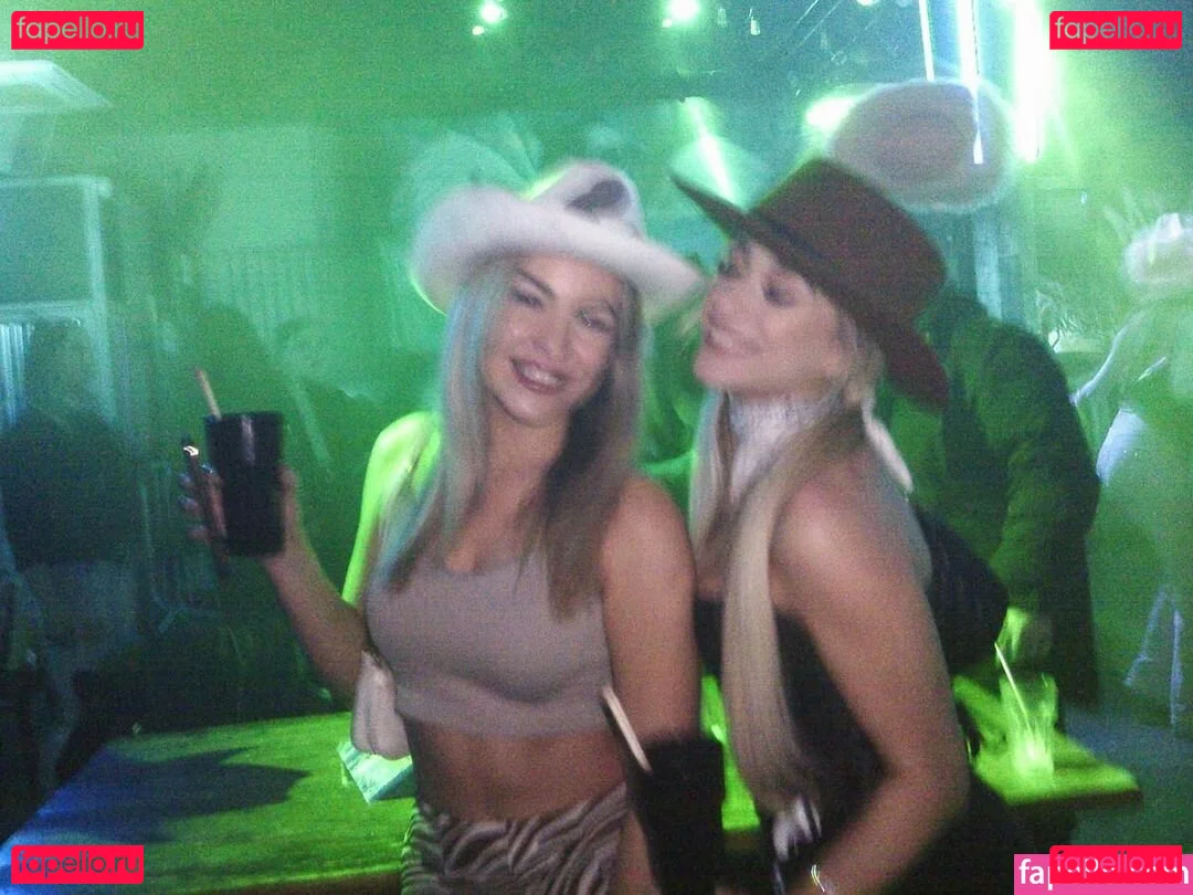 Grace Baker Onlyfans Photo Gallery 