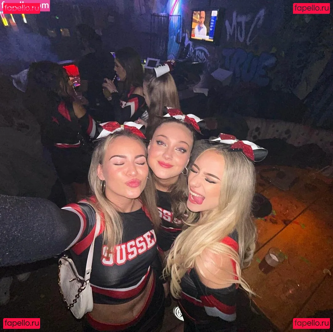 Grace Baker Onlyfans Photo Gallery 