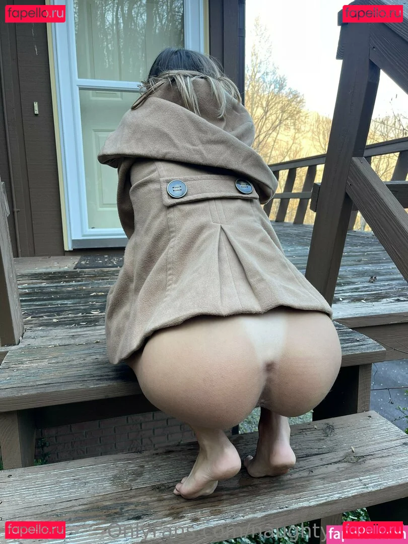 naughtyemma2 Onlyfans Photo Gallery 