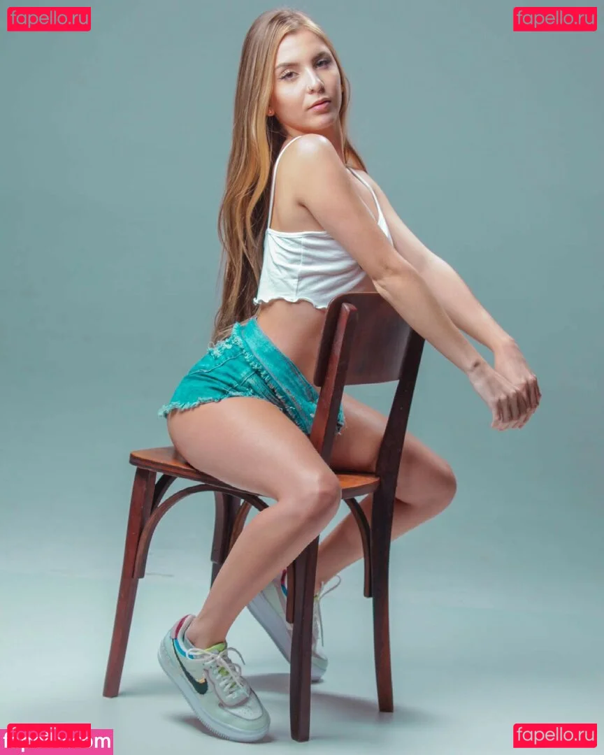 Dienifer Lima Onlyfans Photo Gallery 