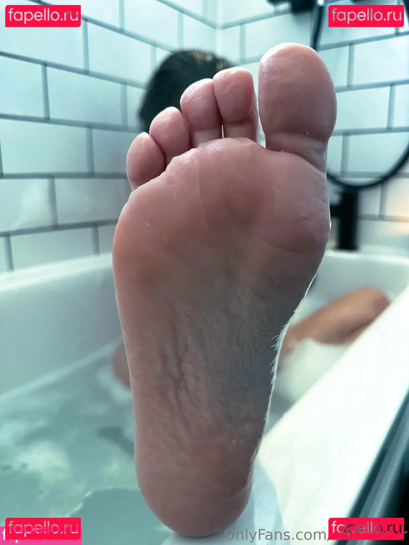 miskysour Onlyfans Photo Gallery 