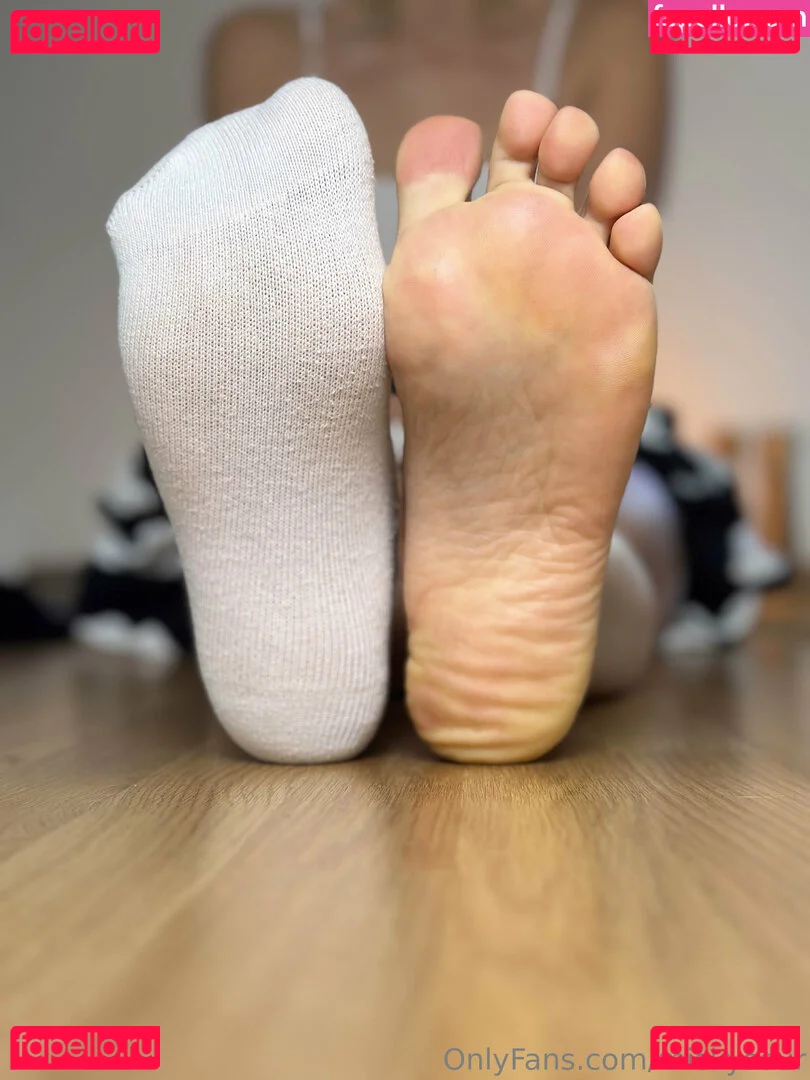 miskysour Onlyfans Photo Gallery 