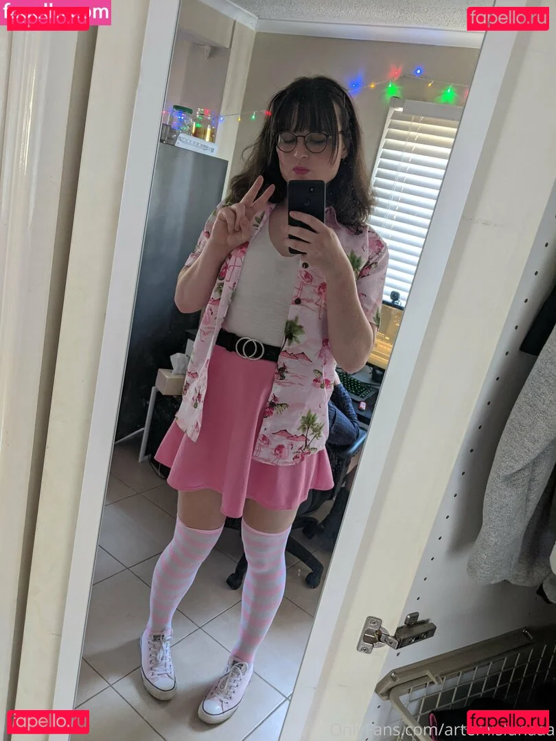 artemislunaaa Onlyfans Photo Gallery 