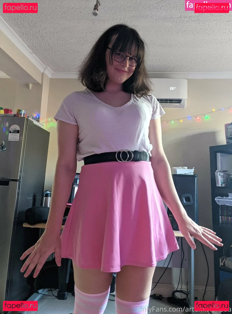 artemislunaaa Onlyfans Photo Gallery 