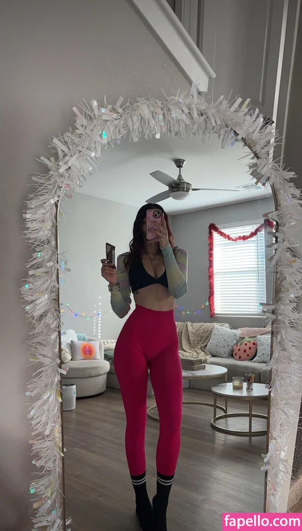 miss.xbee Onlyfans Photo Gallery 