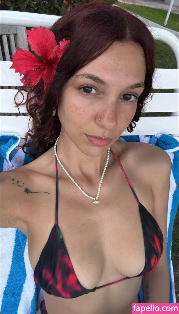 miss.xbee Onlyfans Photo Gallery 