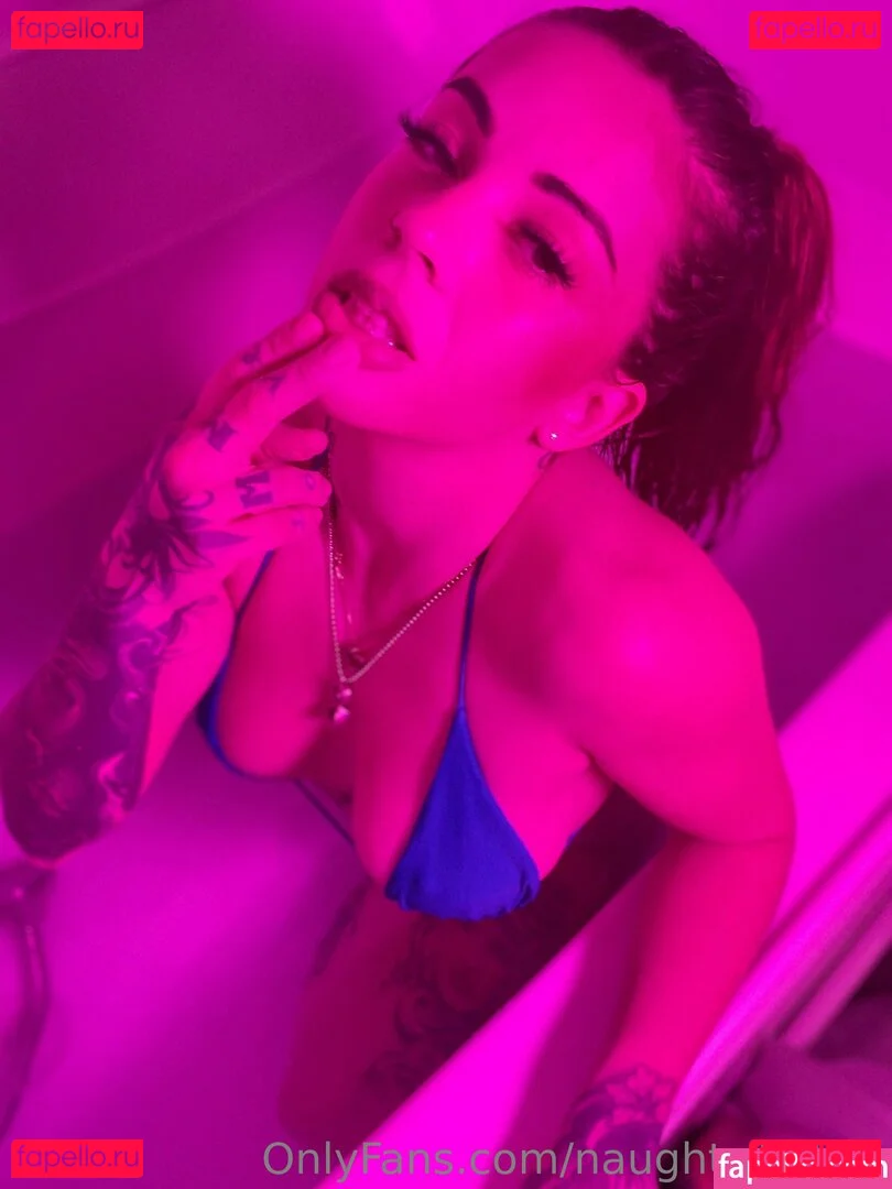 naughty.batter Onlyfans Photo Gallery 