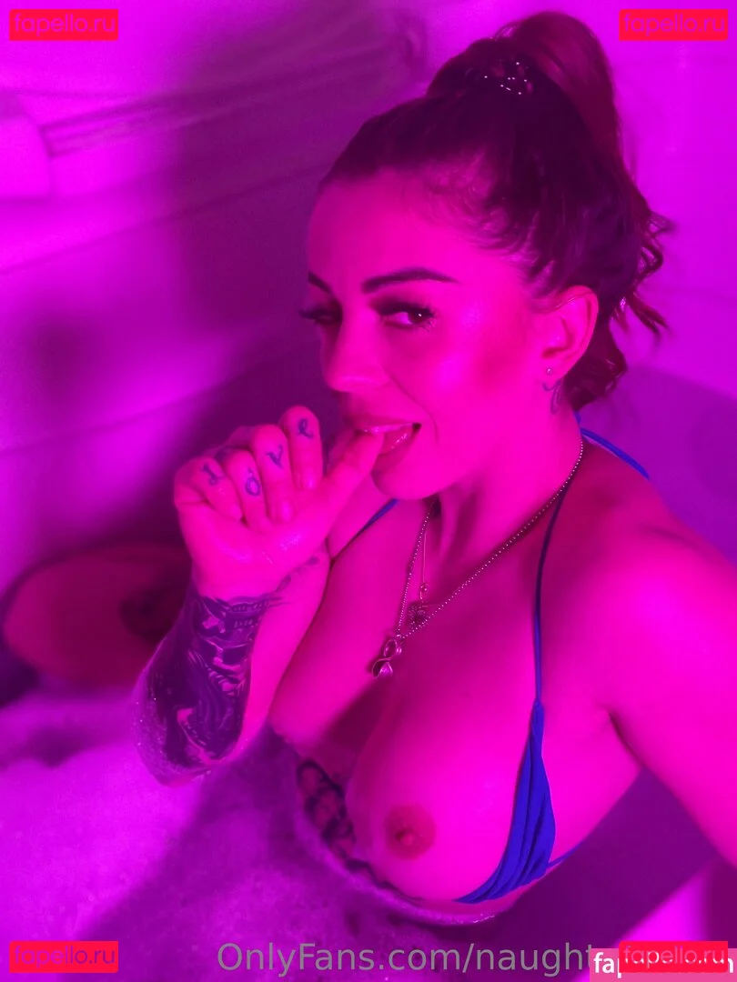 naughty.batter Onlyfans Photo Gallery 