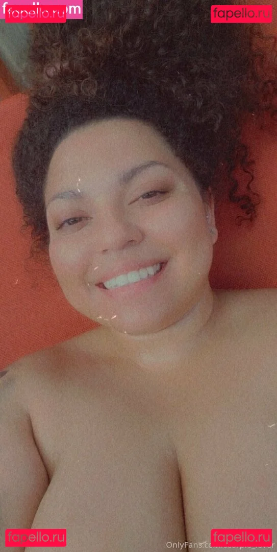 hot.lips Onlyfans Photo Gallery 