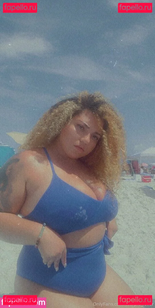 hot.lips Onlyfans Photo Gallery 