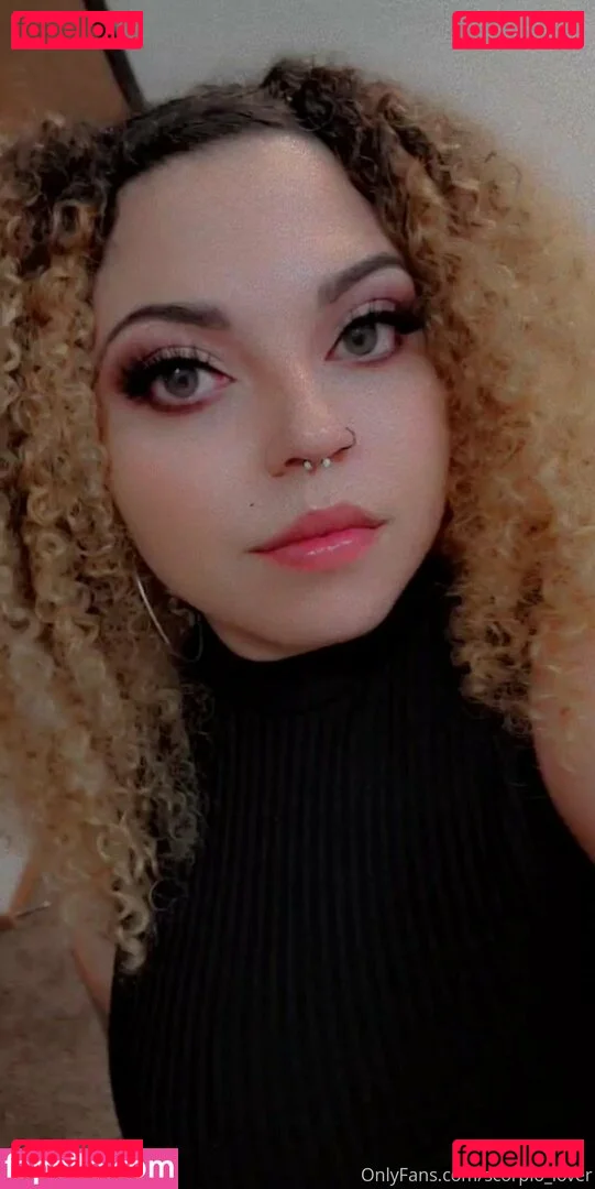 hot.lips Onlyfans Photo Gallery 