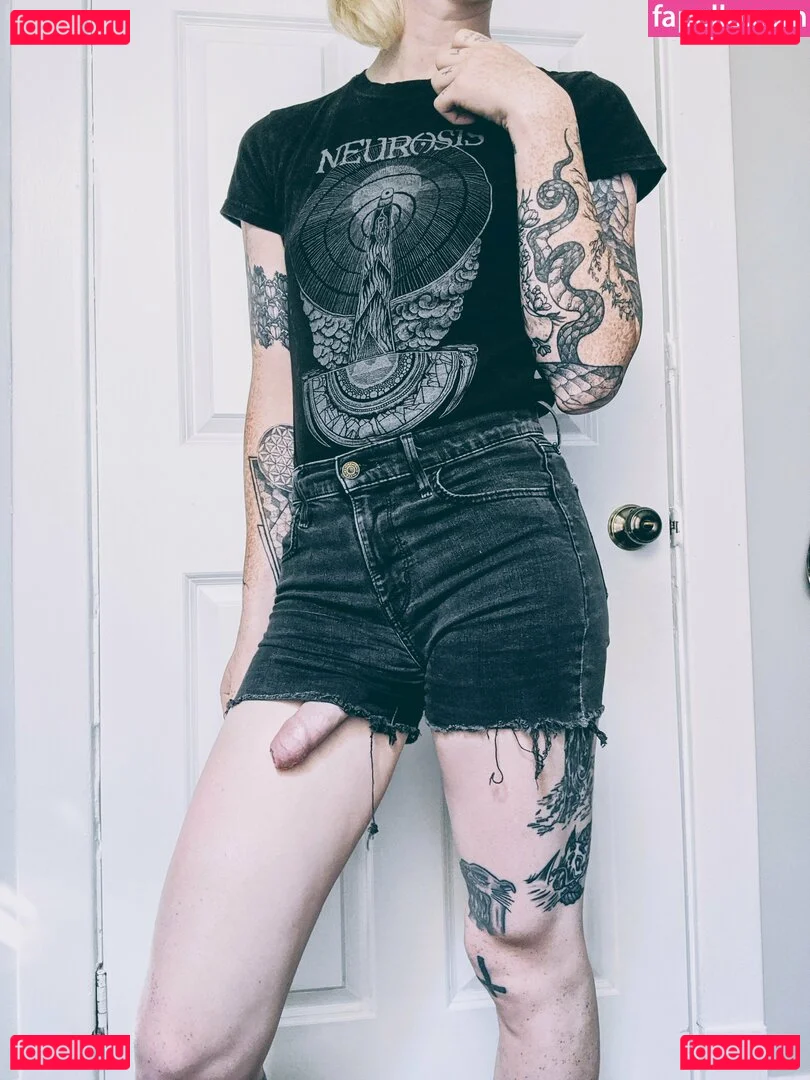 Moe Rose Onlyfans Photo Gallery 