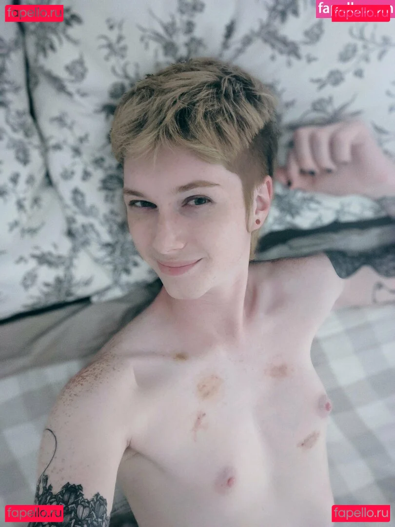 Moe Rose Onlyfans Photo Gallery 