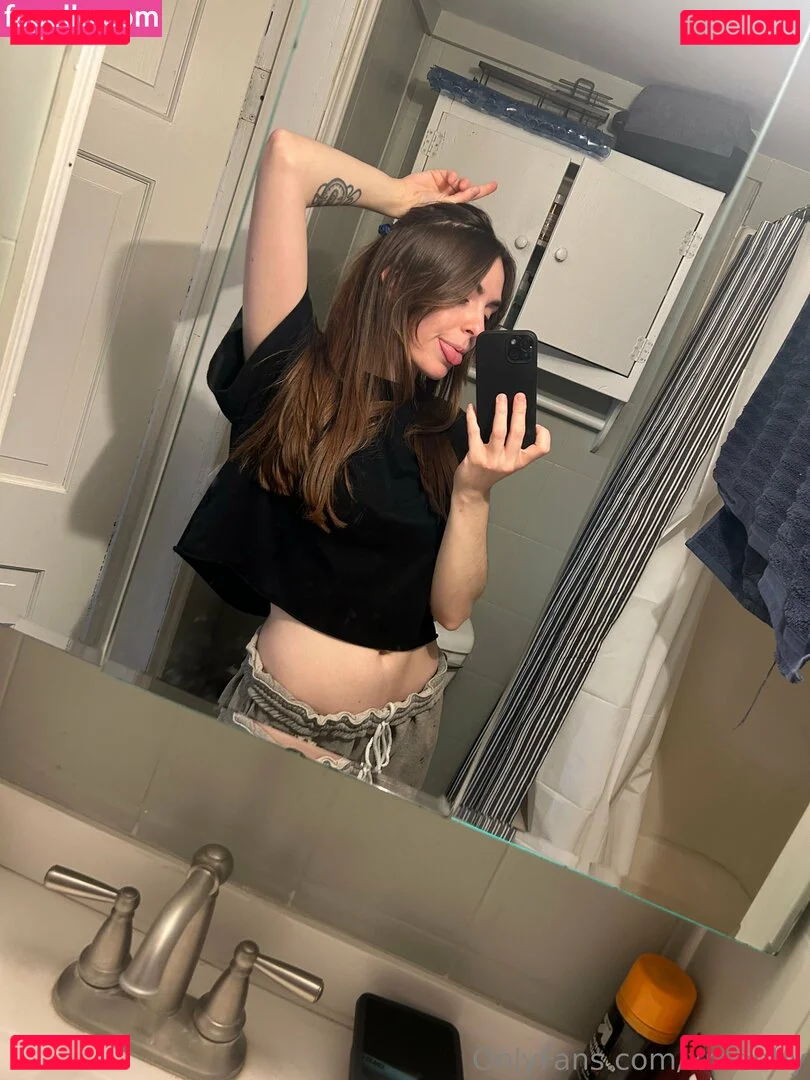 xraebby Onlyfans Photo Gallery 