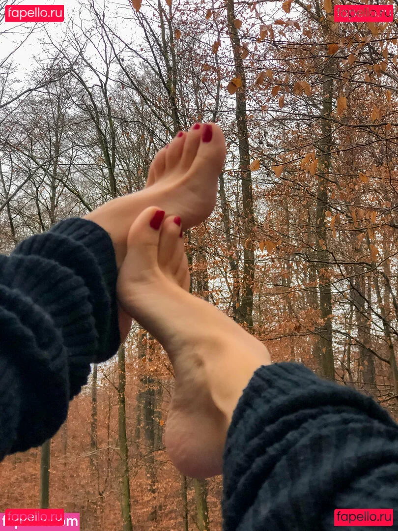 sofiaforfeet Onlyfans Photo Gallery 