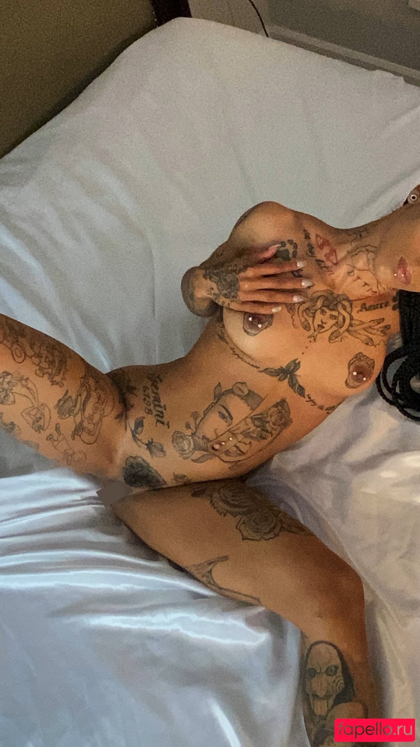 Toaojaynedoe Onlyfans Photo Gallery 