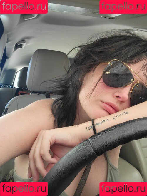 Devdaria Onlyfans Photo Gallery 