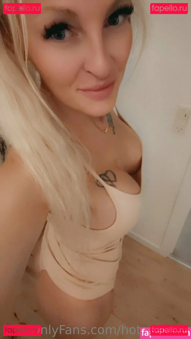 hotasfuuck Onlyfans Photo Gallery 