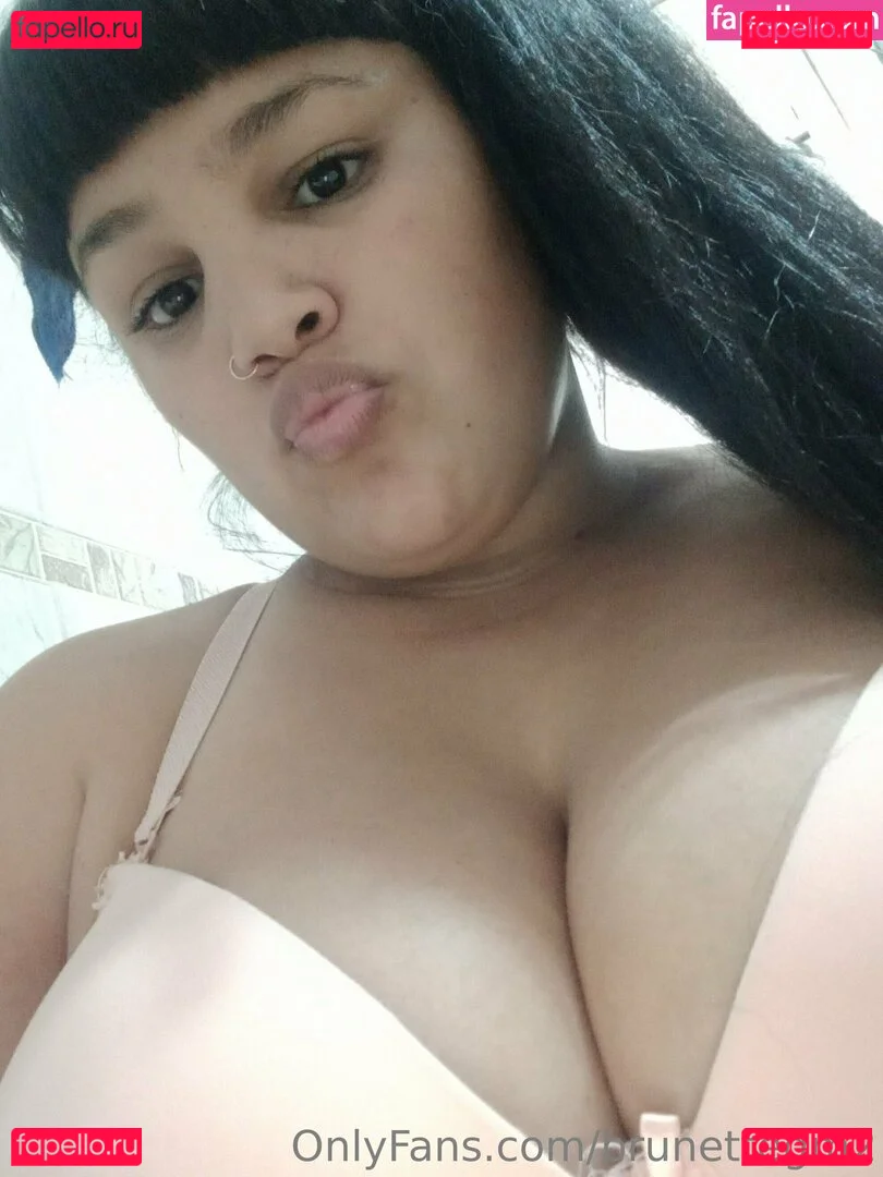 brunettegm2 Onlyfans Photo Gallery 