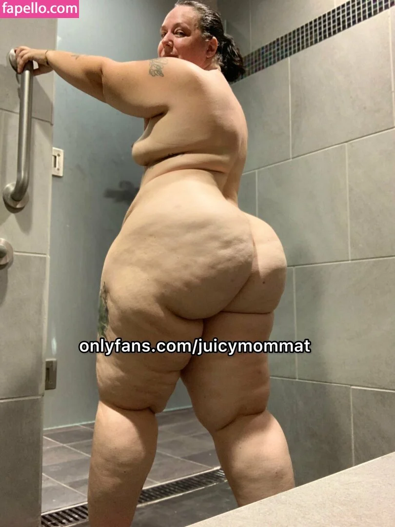 JuicymommaT Onlyfans Photo Gallery 