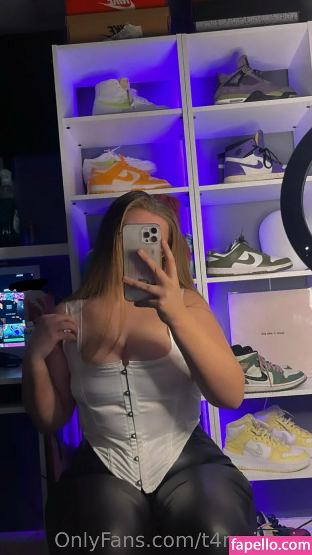 t4mzinpriv Onlyfans Photo Gallery 