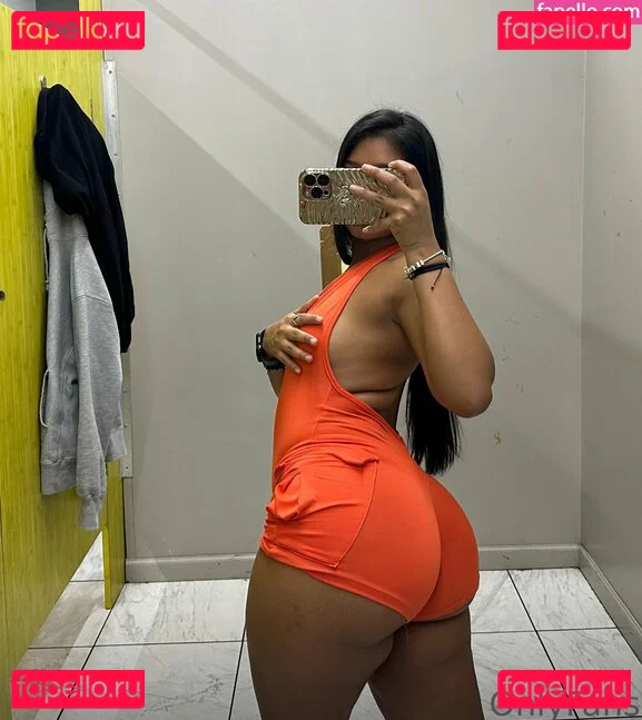 spicyserenaaa Onlyfans Photo Gallery 