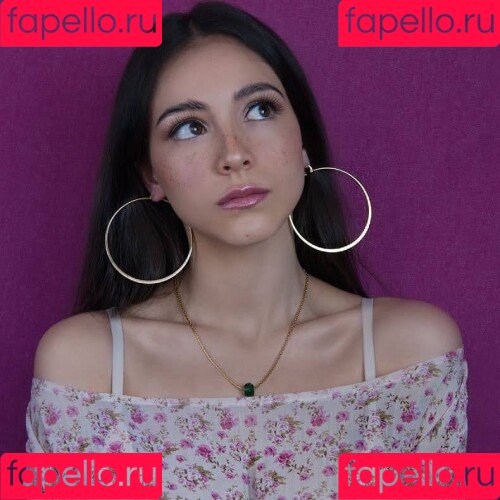 Daniela Derly Onlyfans Photo Gallery 