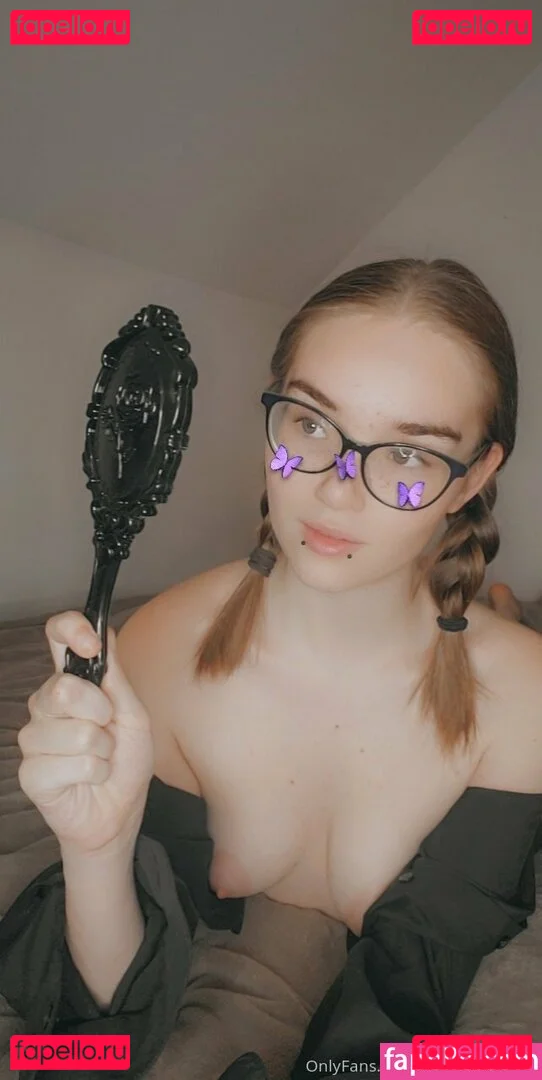 izzy_hellbourne Onlyfans Photo Gallery 