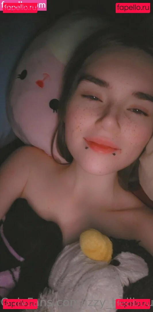 izzy_hellbourne Onlyfans Photo Gallery 