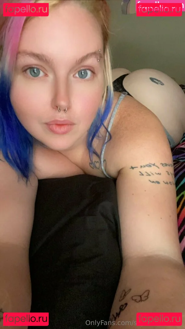 skylarswallows Onlyfans Photo Gallery 