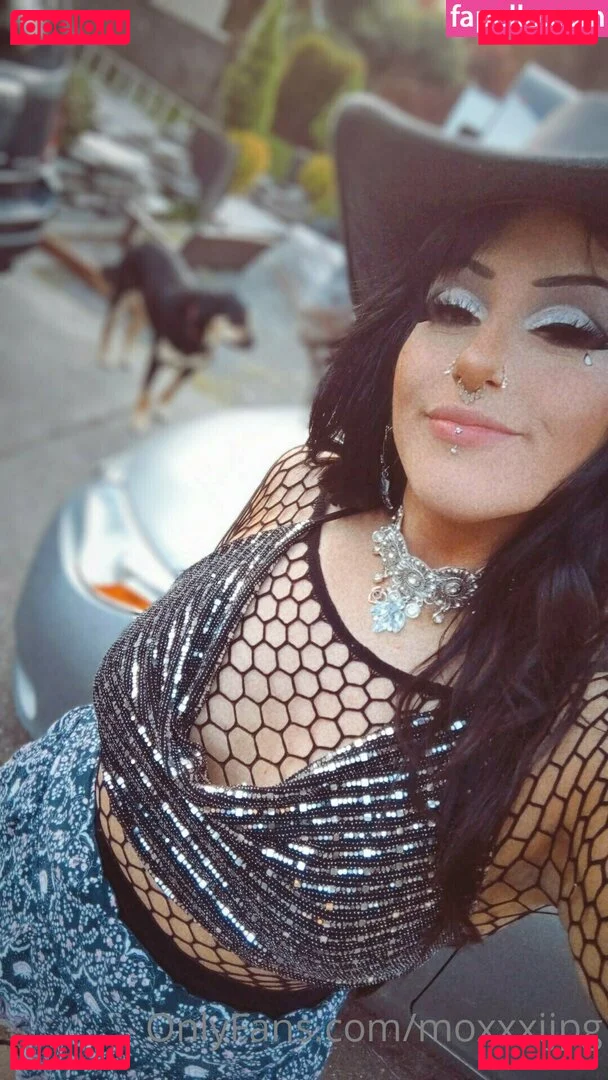 moxxxijpg Onlyfans Photo Gallery 