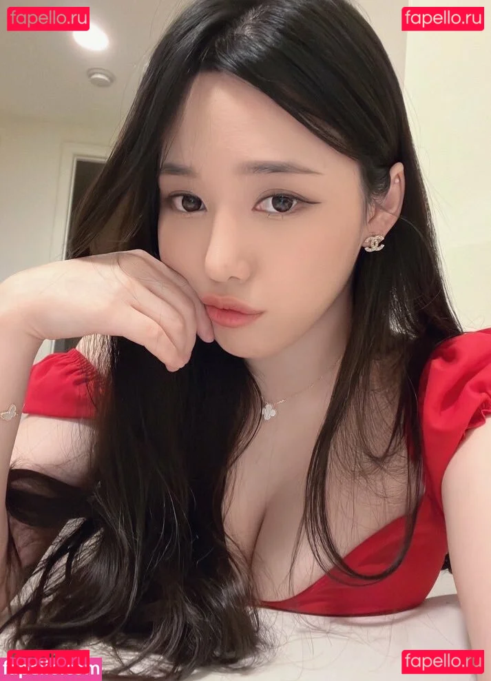 Plooful Onlyfans Photo Gallery 