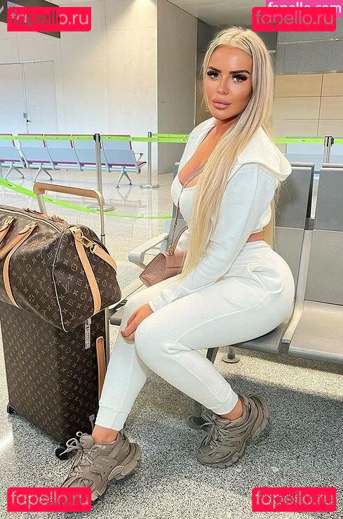 Mega Clarke Onlyfans Photo Gallery 