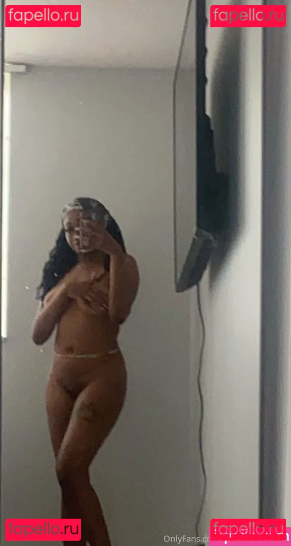 karma_luna Onlyfans Photo Gallery 