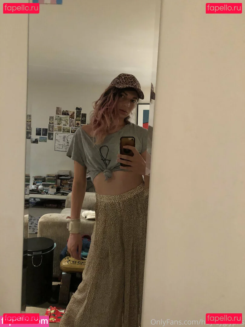 chippiechipsbimbo Onlyfans Photo Gallery 