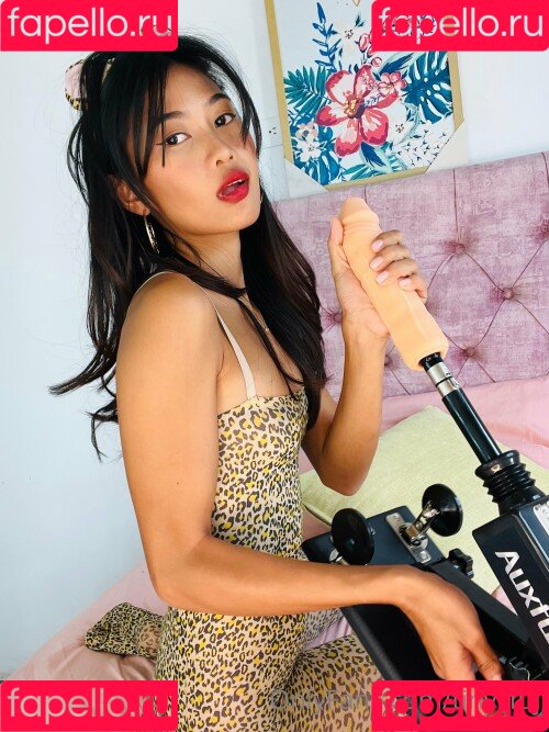 Naughtyfuji Onlyfans Photo Gallery 