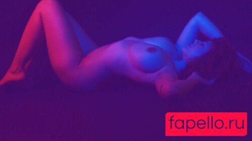 Leila Lowfire Onlyfans Photo Gallery 