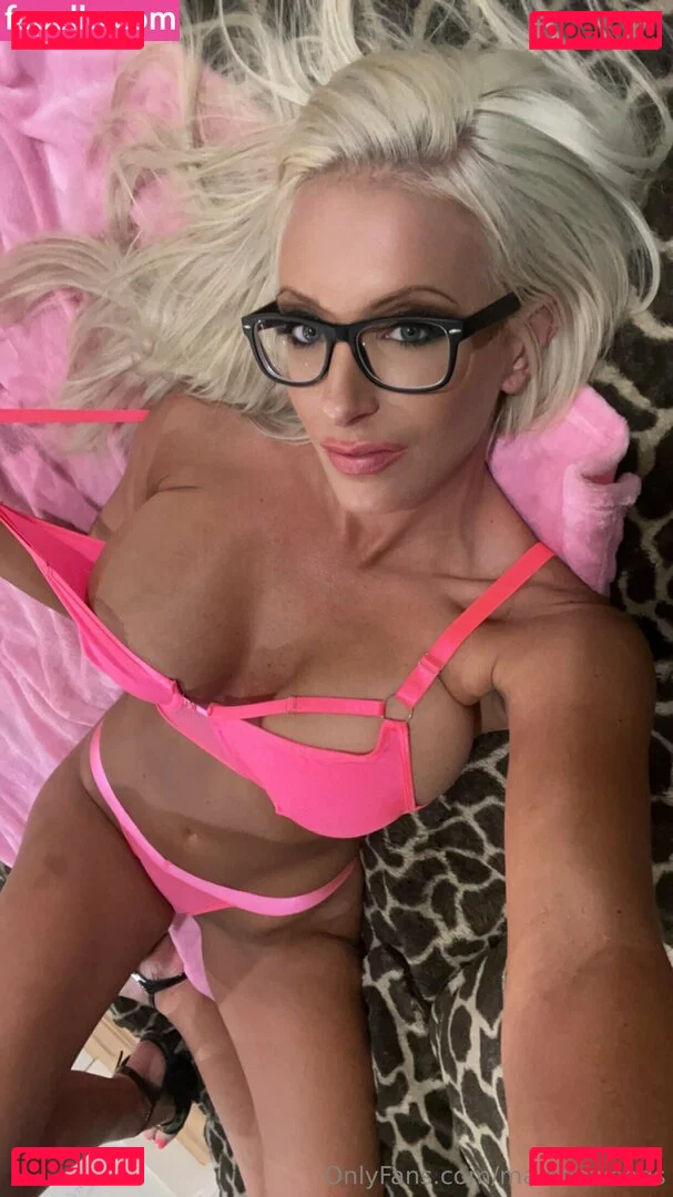 maloriewoods Onlyfans Photo Gallery 