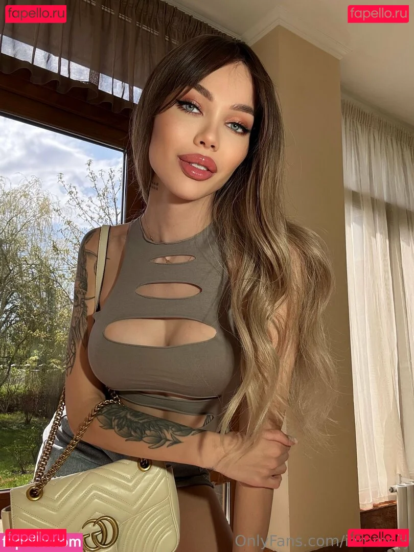 amariaaaaaa_69 Onlyfans Photo Gallery 