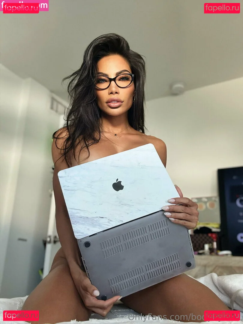 bodybynixx Onlyfans Photo Gallery 