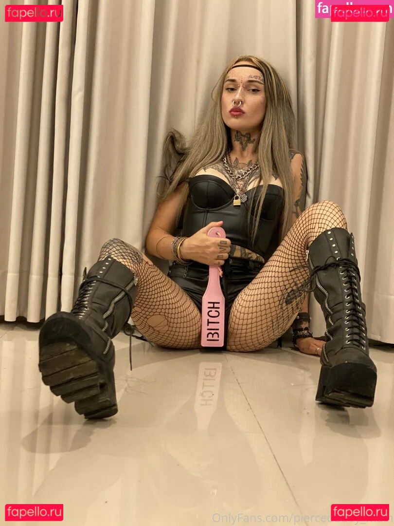 sylvia_morris Onlyfans Photo Gallery 